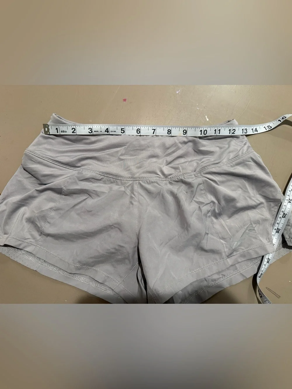 Women’s Nike Dri-Fit Light Gray shorts XS